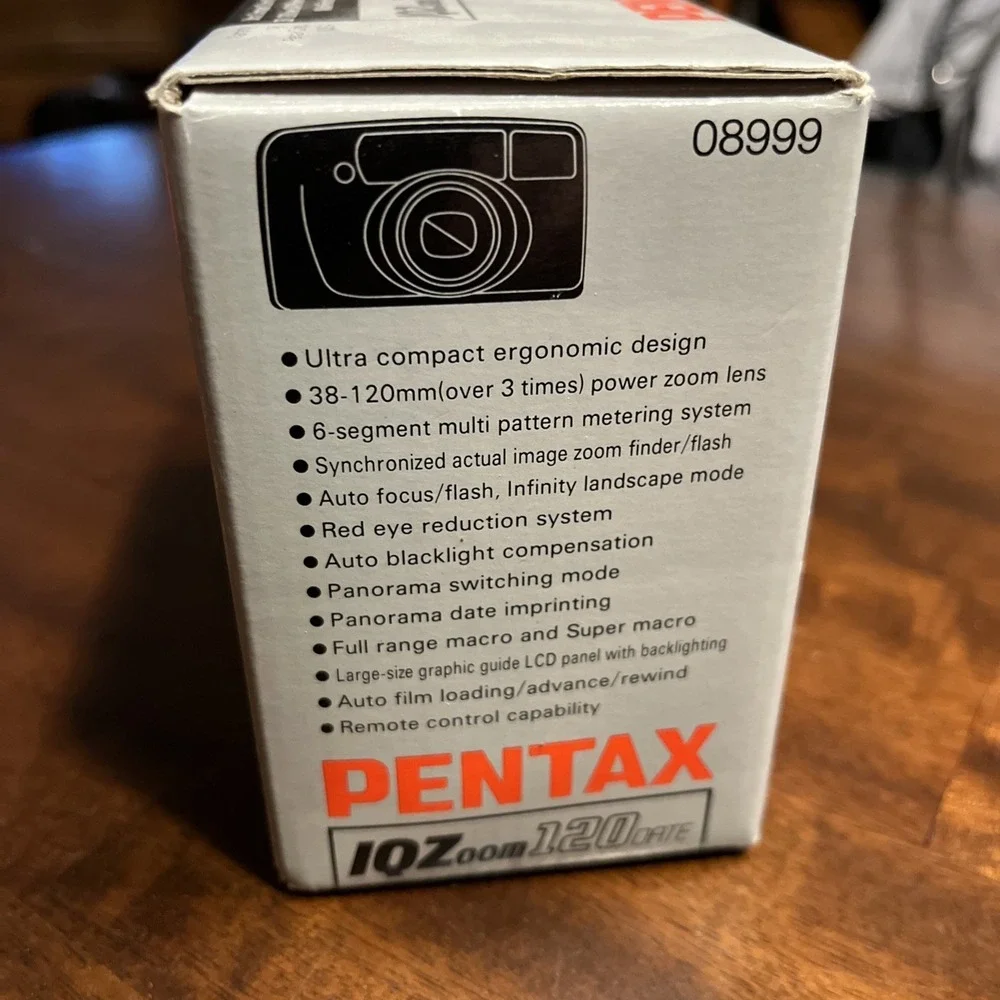 PENTAX IQZOOM 120 DATE 35MM AUTOFOCUS CAMERA WITH 38-120 ZOOM LENS, IN BOX